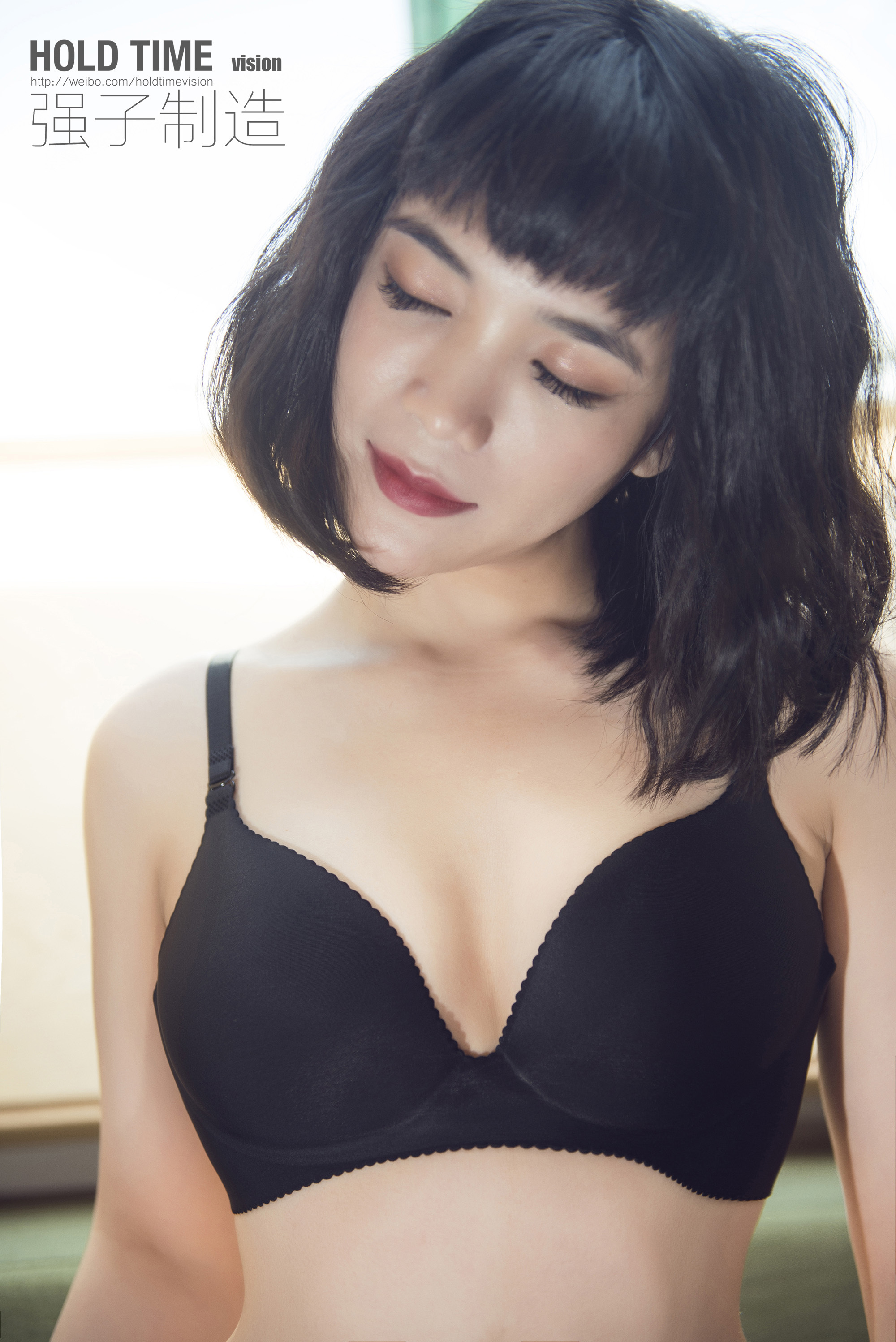 Ligui丽柜 2022.04.13《惬意的玉足》玉儿